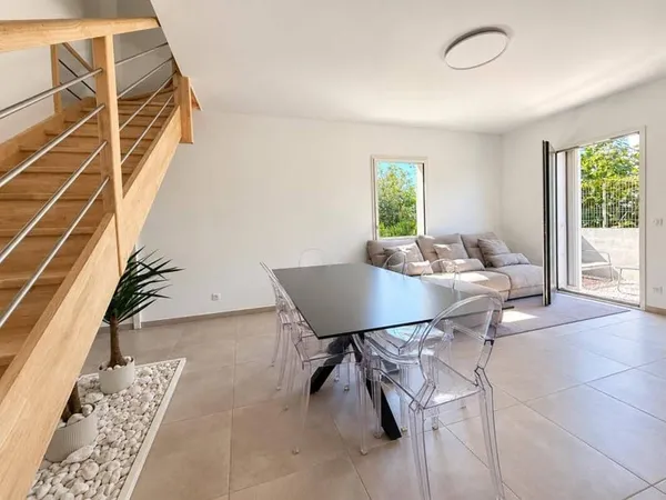 Duplex 4 pièces 93 m²