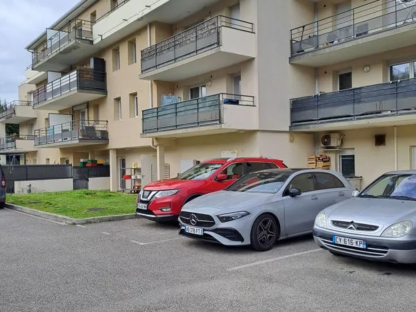 Appartement T3 domarin 38300