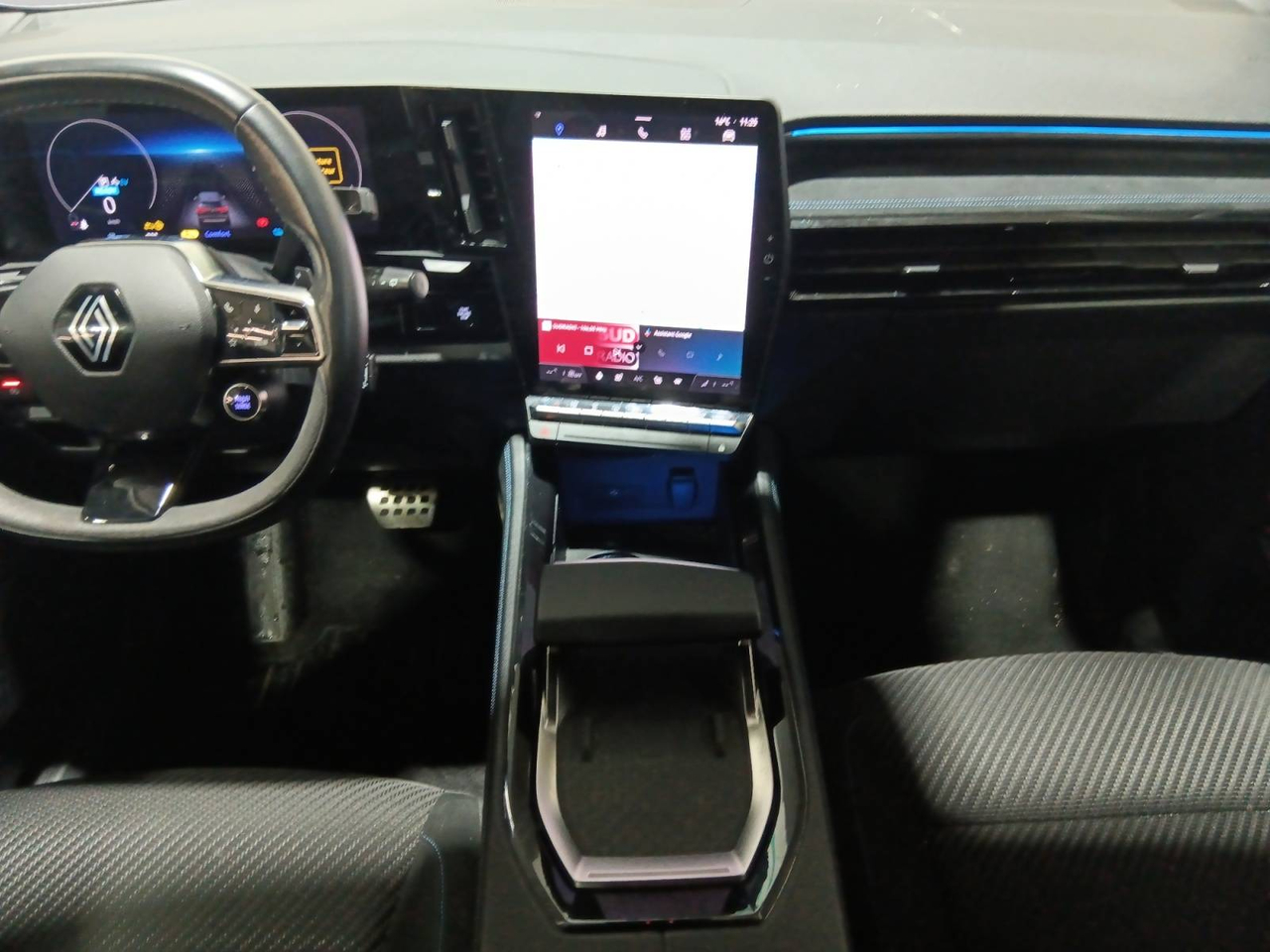 Renault Austral — photo 17