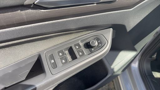 Volkswagen Golf 2.0 TFSI 245 DSG7 - GTI – 2021 – 100474 km – Essence – Boîte Automatique — photo 6
