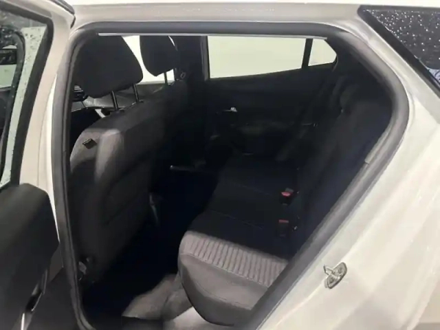 Peugeot 2008 1.2 puretech 100ch s&amp;s style — photo 10