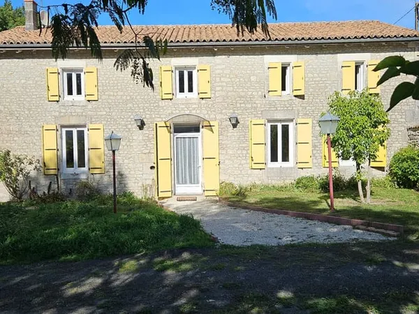 Maison 7 pièces 253 m²