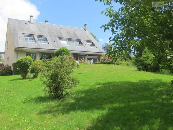Maison 7 pièces 176 m²