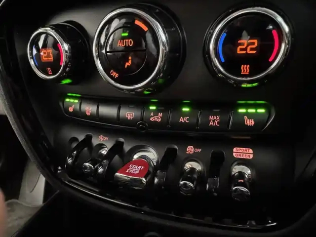 Mini Mini clubman cooper 136 ch dkg7 — photo 32