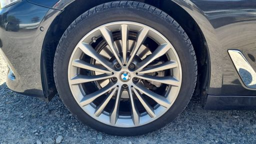 BMW Serie 5 Touring xDrive 520d 190 Steptronic8 - Luxury Line – 2018 – 104900 km – Diesel – Boîte Automatique — photo 33