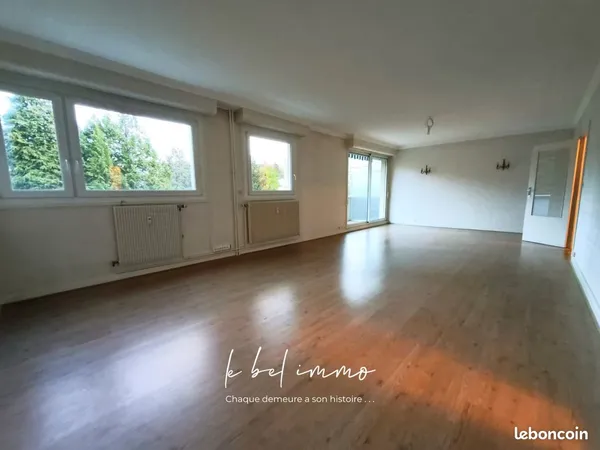 Nouveauté Très bel appartement de 103m² en résidence de standing avec garage, balcon-terrasse et cav