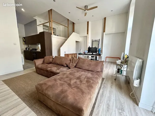 Loft 4 pièces 90 m²