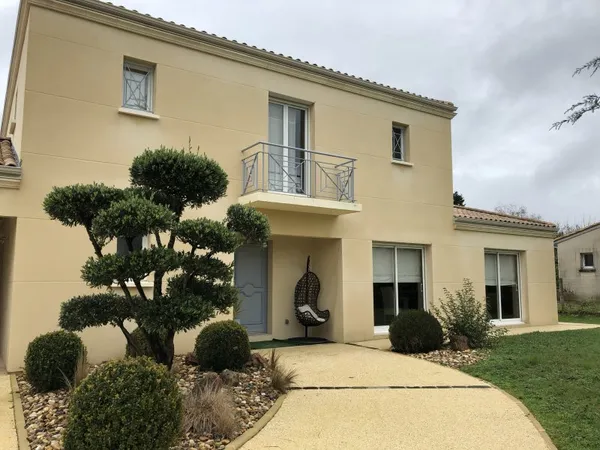 Vends maison terrain clos arboré