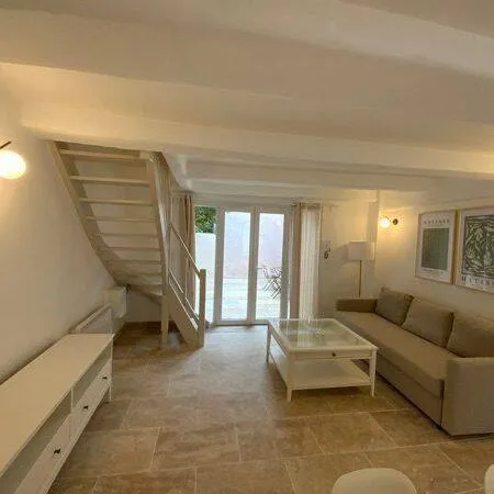 Maison 2 pièces 55 m²