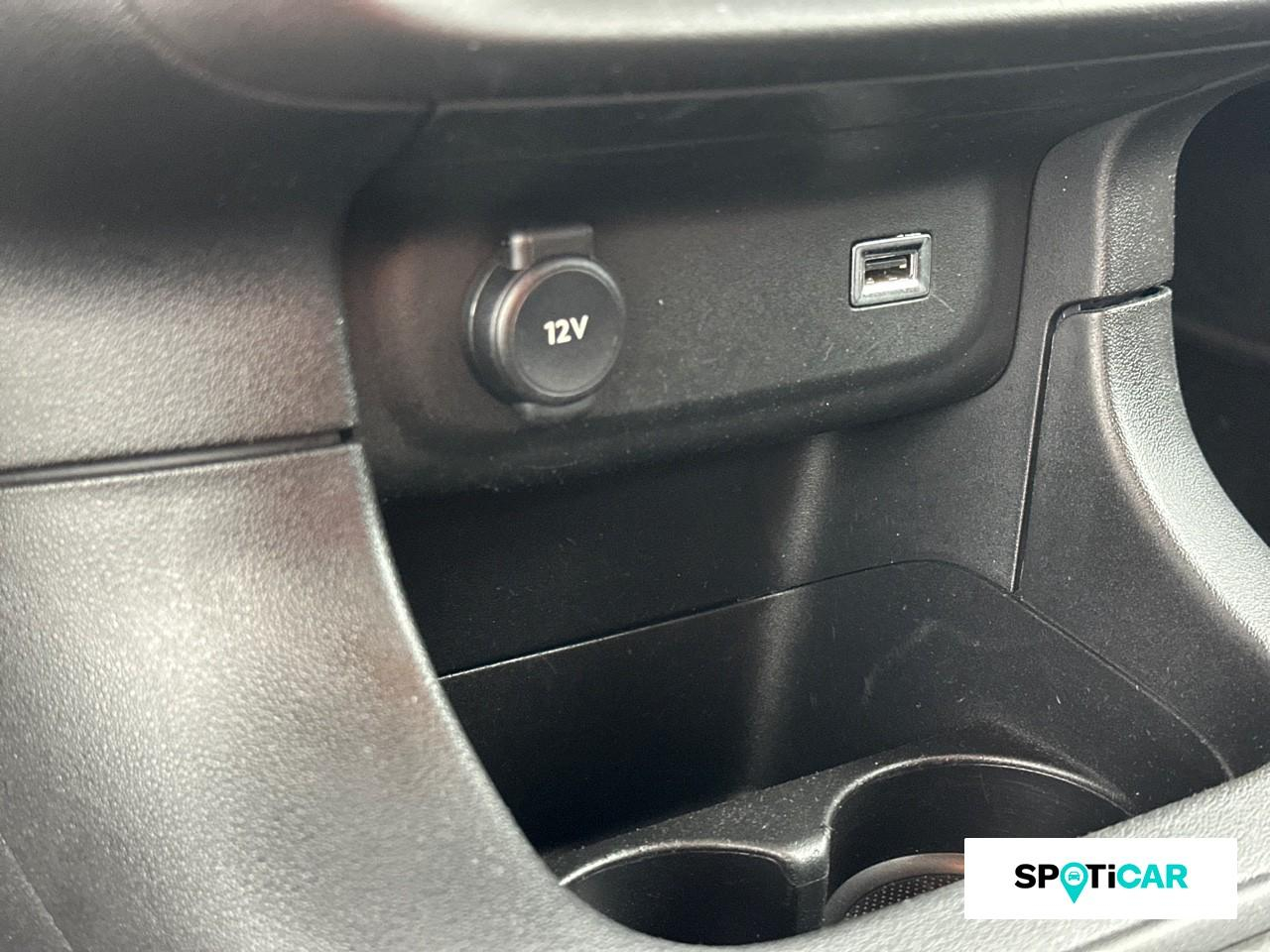 Citroën C3 1.2 puretech 110ch s&s feel pack 120-121g — photo 19