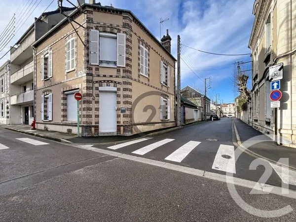 Maison 4 pièces 137 m²