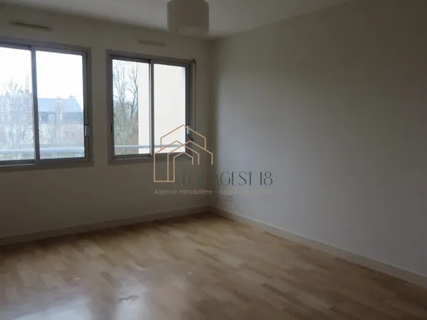 BOURGES JEAN BAFFIER - Appartement T2 avec parking privatif