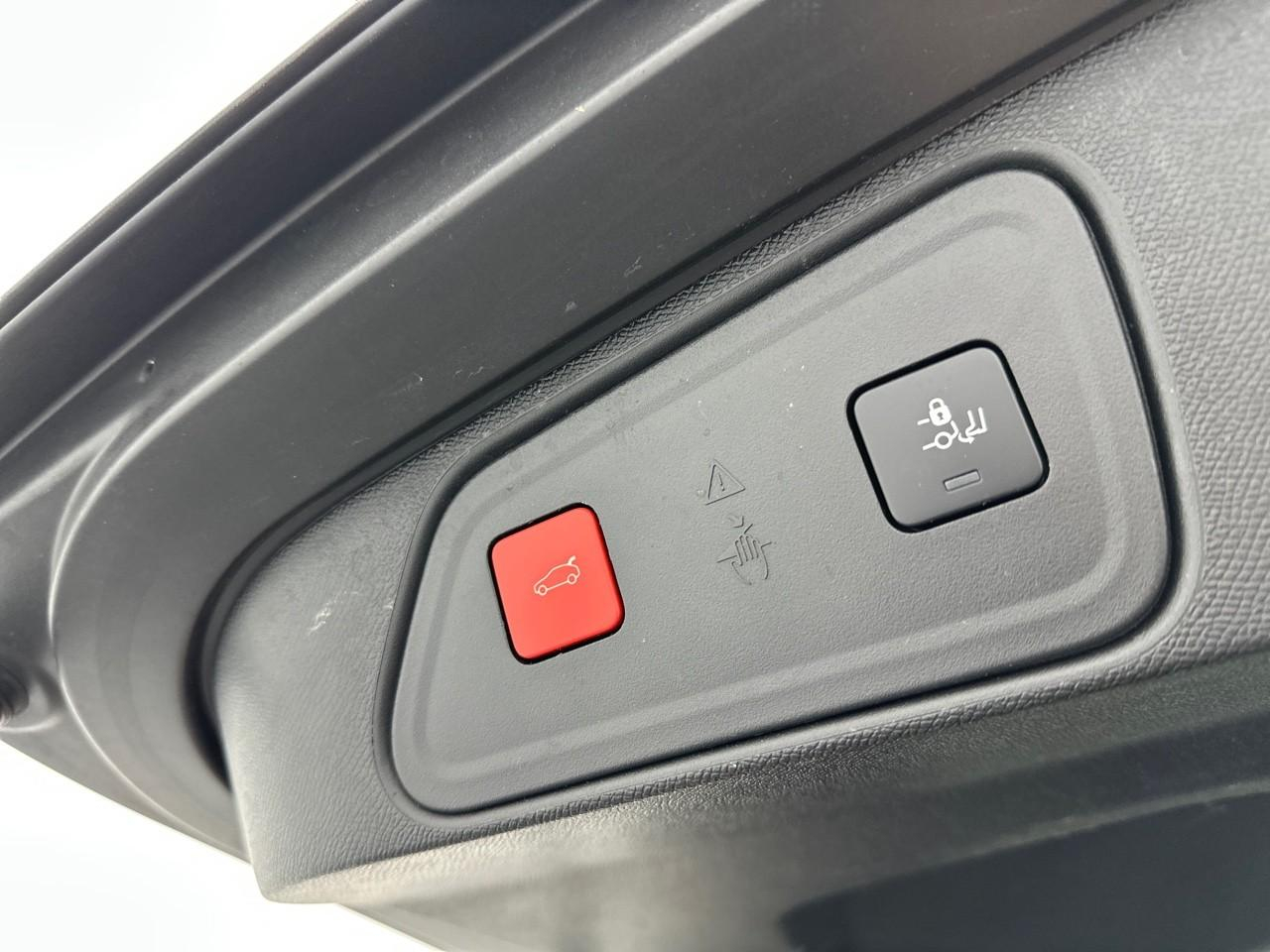 Peugeot 3008 hybrid 225 e-eat8 gt pack — photo 37