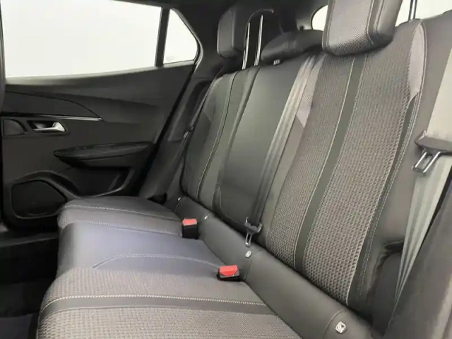 Peugeot 2008 puretech 130 s&amp;s eat8 — photo 79