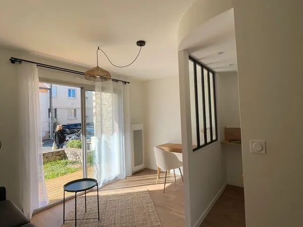 Rennes - tres beau t1 meuble entierement renove