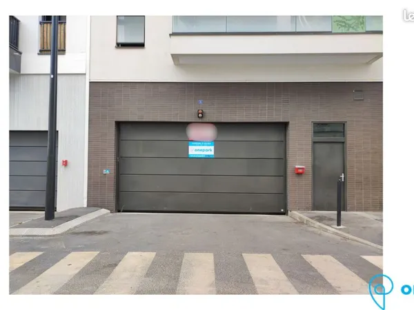 Parking/box 12 m² BOIS COLOMBES