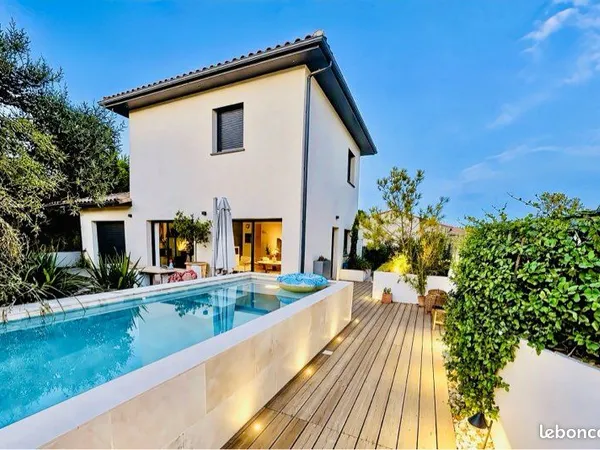 🏡 Villa contemporaine 2023 - Piscine - Sans vis-à-vis - 100 m²