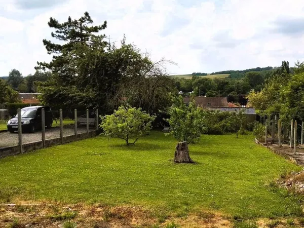Terrain 548 m²