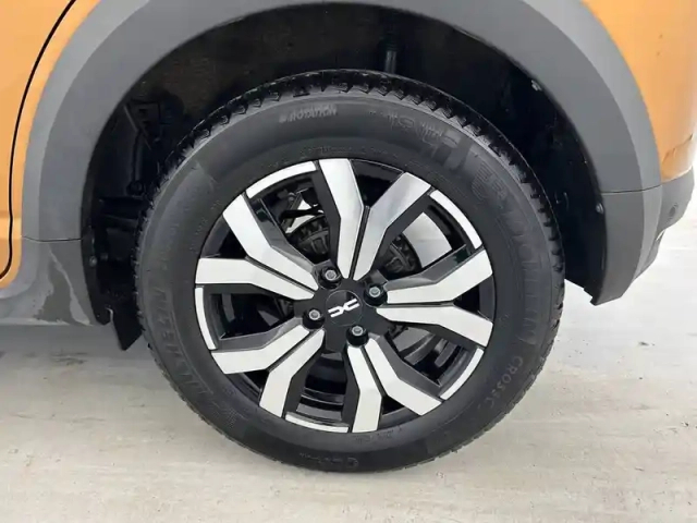 Dacia Sandero eco-g 100 — photo 29