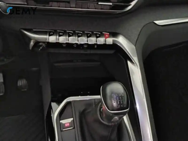 Peugeot 3008 puretech 130ch s&amp;s bvm6 — photo 98