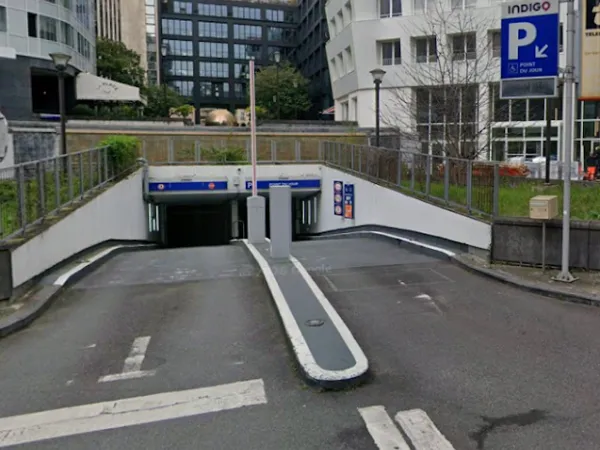 Parking 13 m²