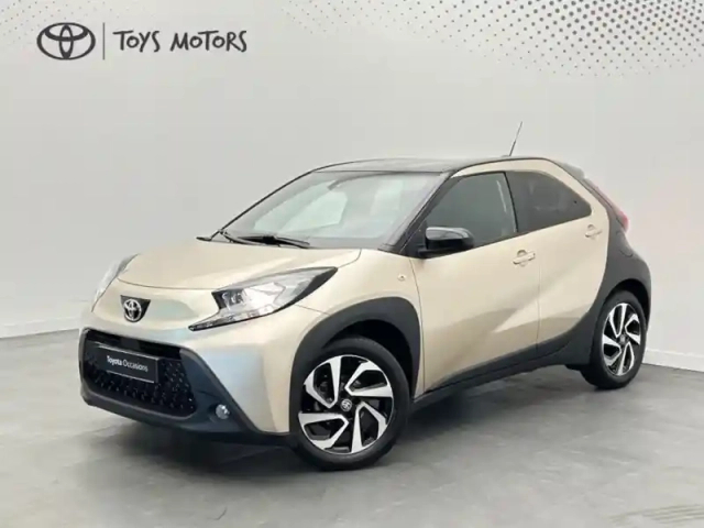 Toyota Aygo 1.0 s-cvt 72 design — photo 1