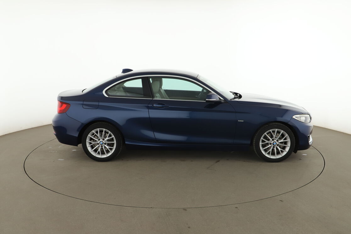 BMW Série 2 Coupé 220i Luxury BVA8 — photo 6