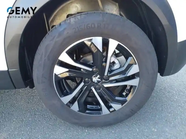 Peugeot 2008 puretech 130 s&amp;s eat8 — photo 11