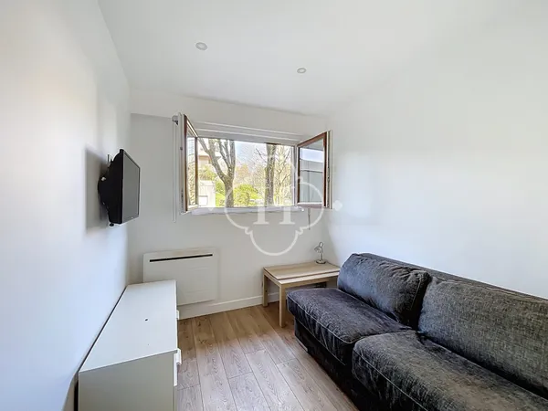 Marly Le Roi - Studio de 11.20 M² entièrement rénové