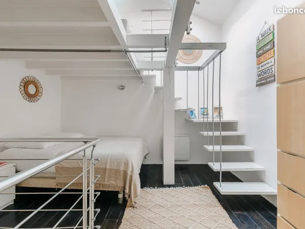 Mezzanine à louer dans une colocation - Biarritz