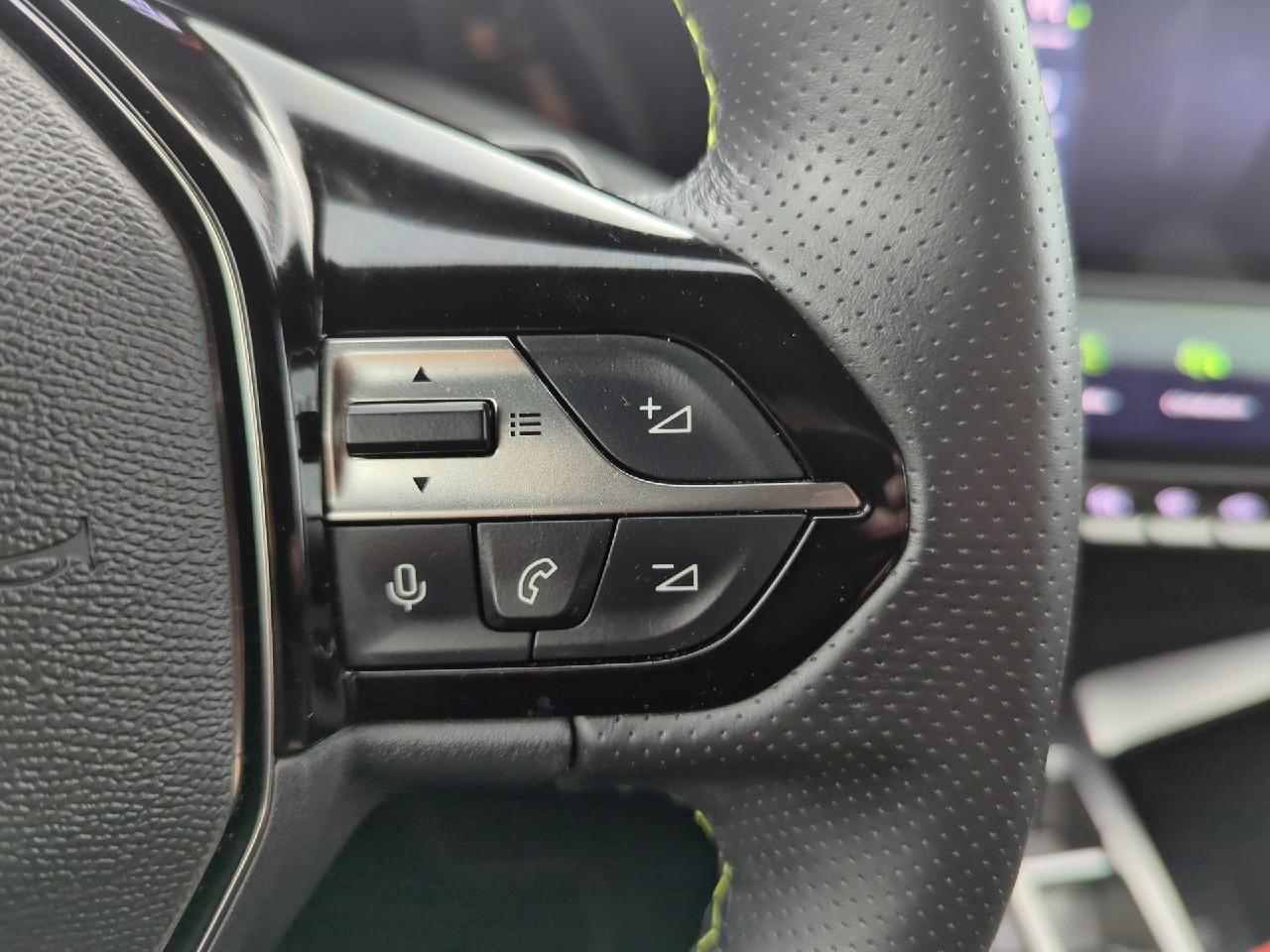 Peugeot 308 puretech 130ch s&s eat8 gt pack — photo 18