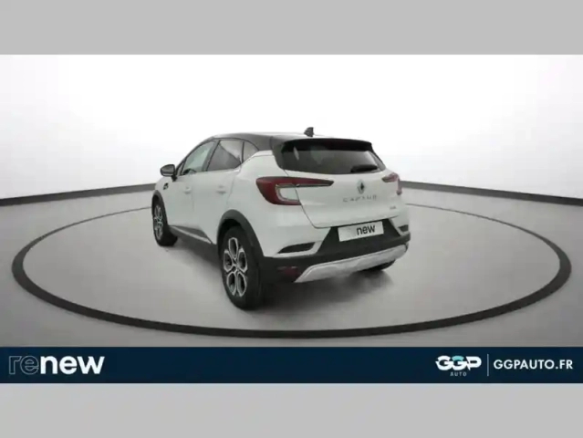 Renault Captur e-tech 145 - 21 r.s. line — photo 5