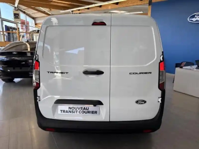Ford Transit Courier 1.0 ecoboost 100ch trend — photo 6