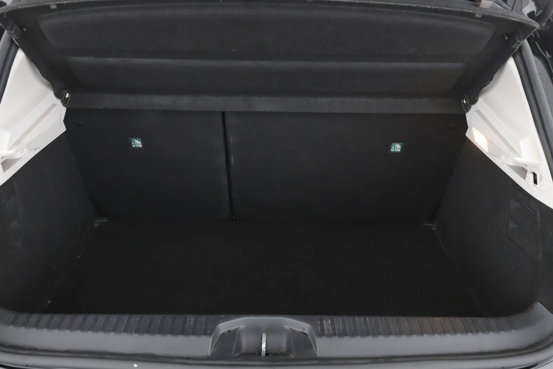Renault Clio 1.3 TCe Intens EDC — photo 16