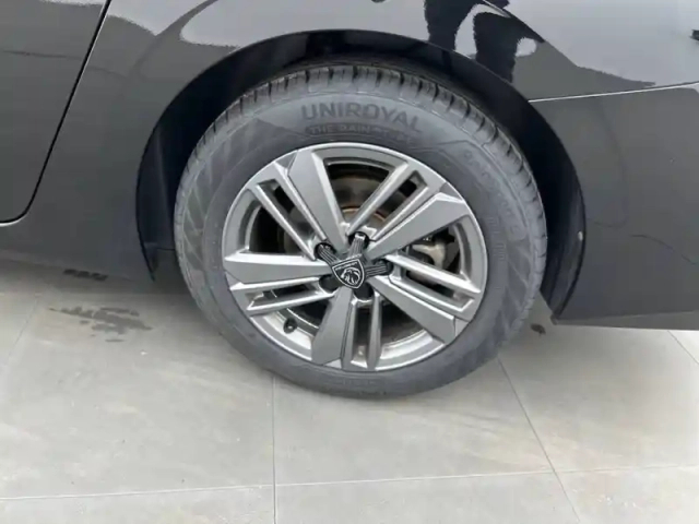 Peugeot 308 sw puretech 130ch s&amp;s eat8 — photo 13