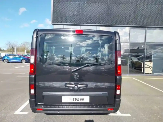 Renault Trafic blue dci 150 — photo 75