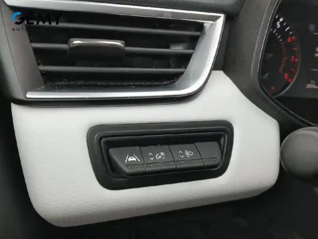 Renault Clio tce 90 — photo 21