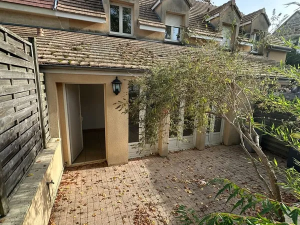 Charmante maison de 5 pièces à louer