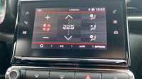 Citroen C3 1.2 PureTech 83ch S&S Shine — photo 21
