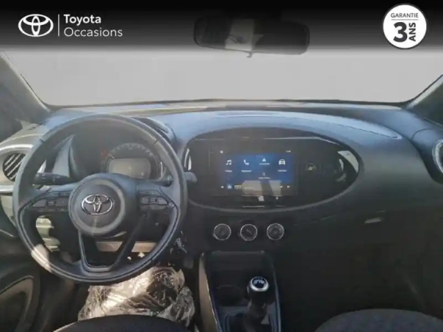 Toyota Aygo X 1.0 vvt-i 72ch design my24 — photo 8