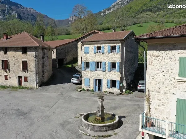 Maison 5 pièces 93 m²