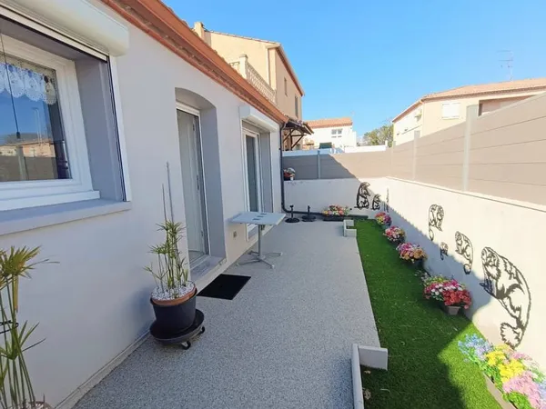 Vente nue propriété villa de plain pied, 2 faces, 3 chambres
