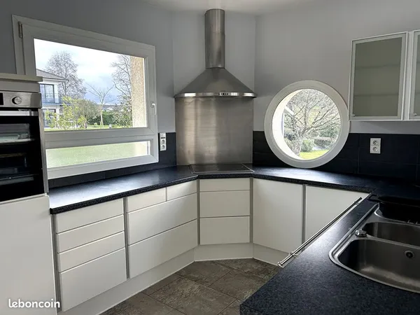 Maison 6 pièces 166 m²