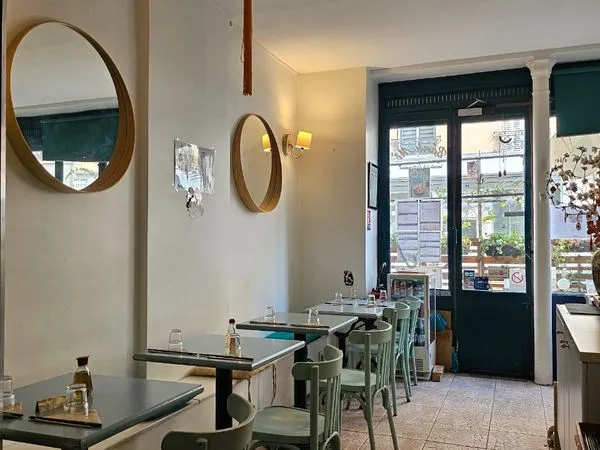 RESTAURANT Avec Extraction et Licence IV