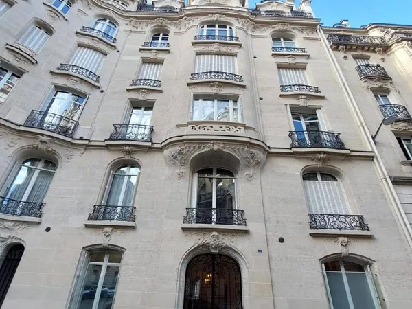 Bureaux 51 m²