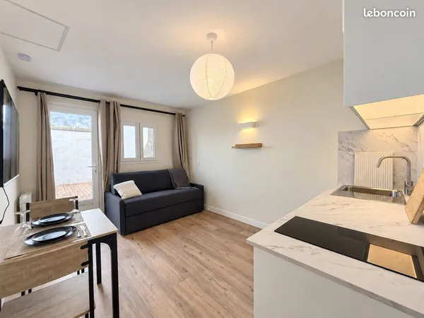 Studio 1 pièce 21 m²
