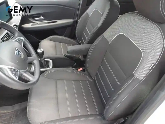 Dacia Sandero sce 65 - 22 — photo 9