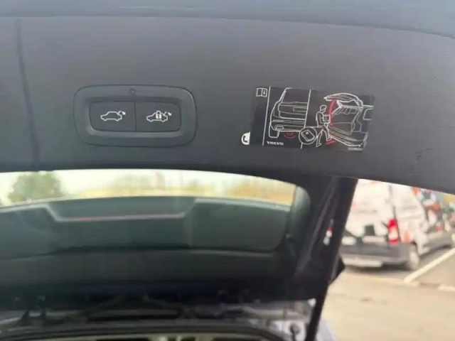 Volvo Xc40 t3 163ch inscription luxe geatronic 8 — photo 14