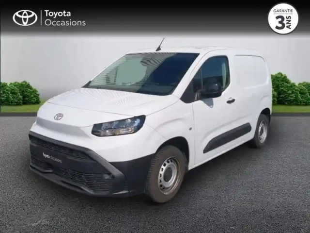 Toyota Proace city medium 100 d-4d start my25