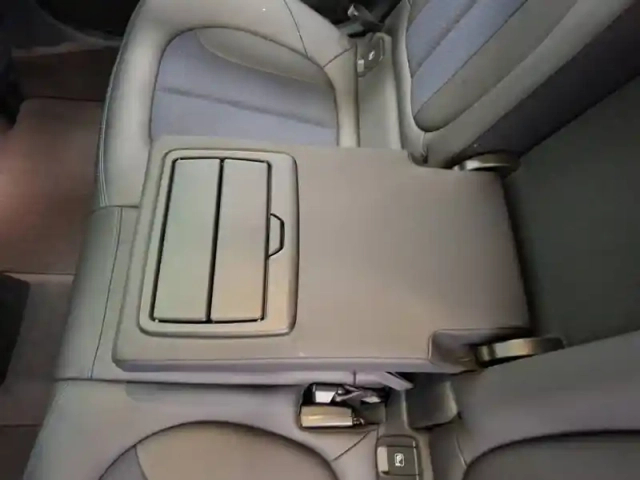 Bmw X2 sdrive 18i 136 ch dkg7 — photo 17